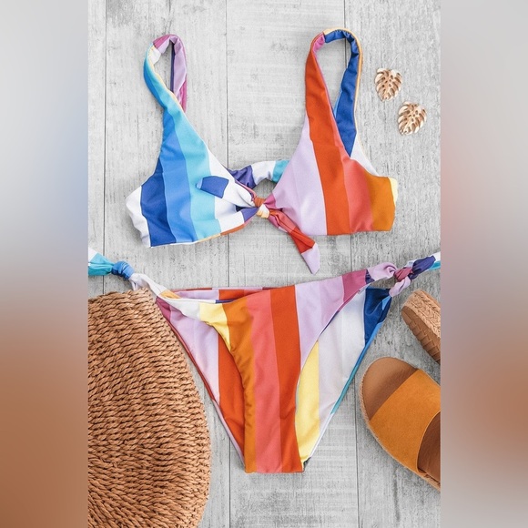 Women's Rainbow Stripe Tie Bikini Set in Multicolor Size M - Picture 1 of 8